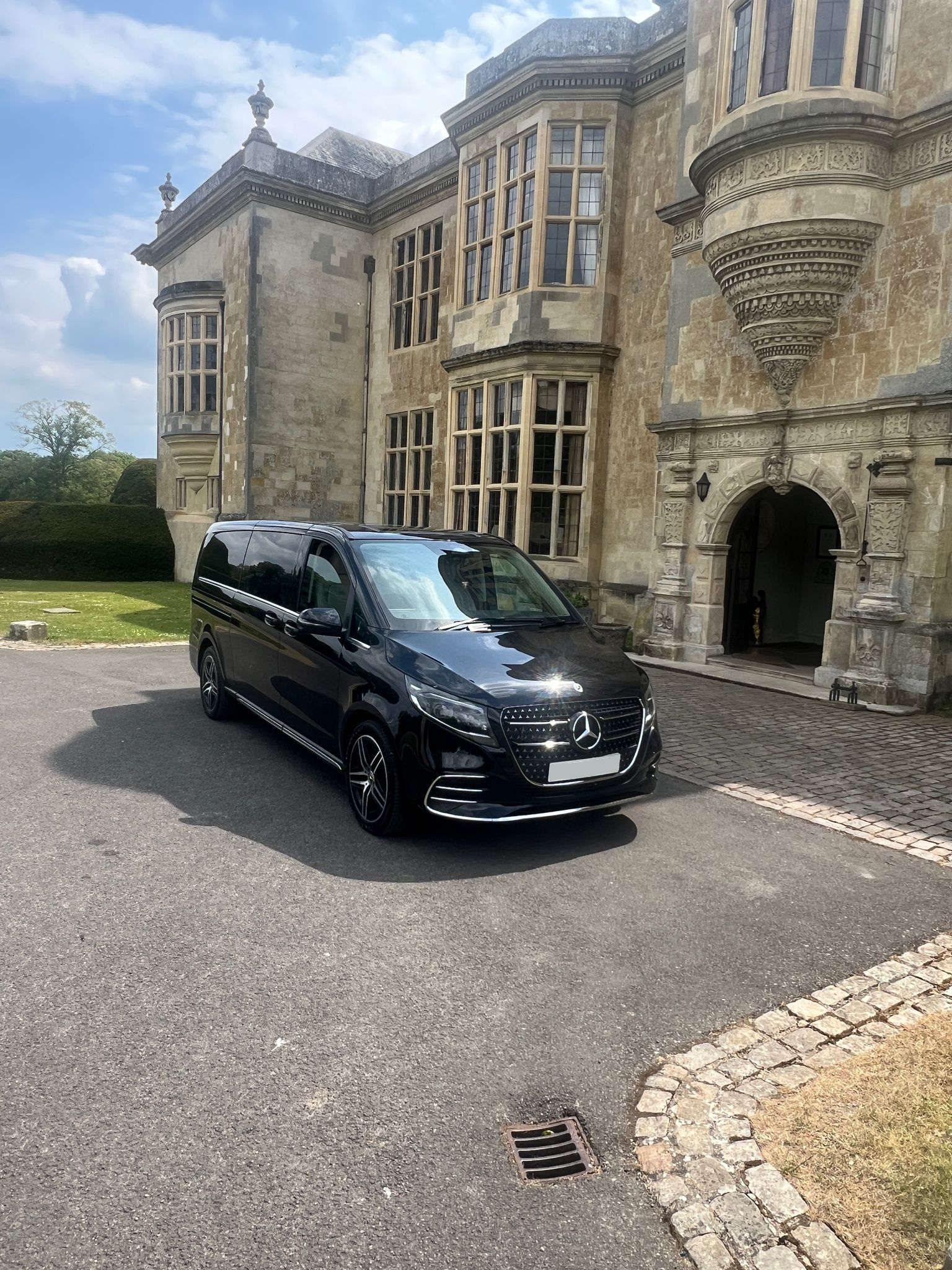 Luxury group sightseeing tour London