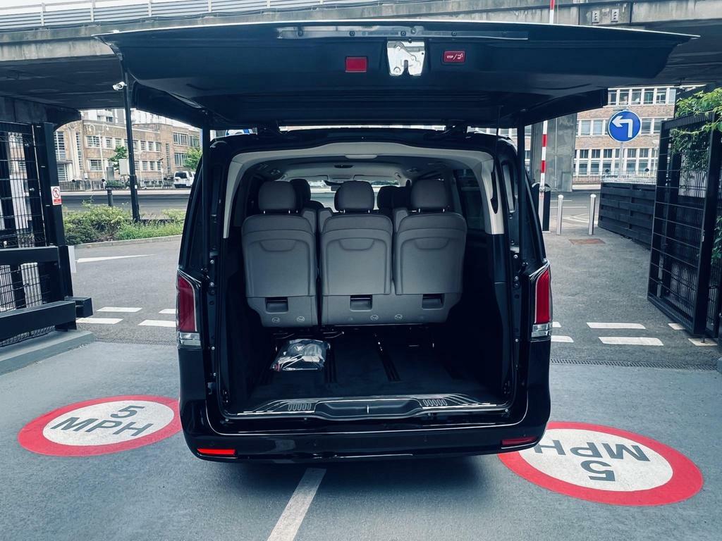 Professional Mercedes V Class airport chauffeur