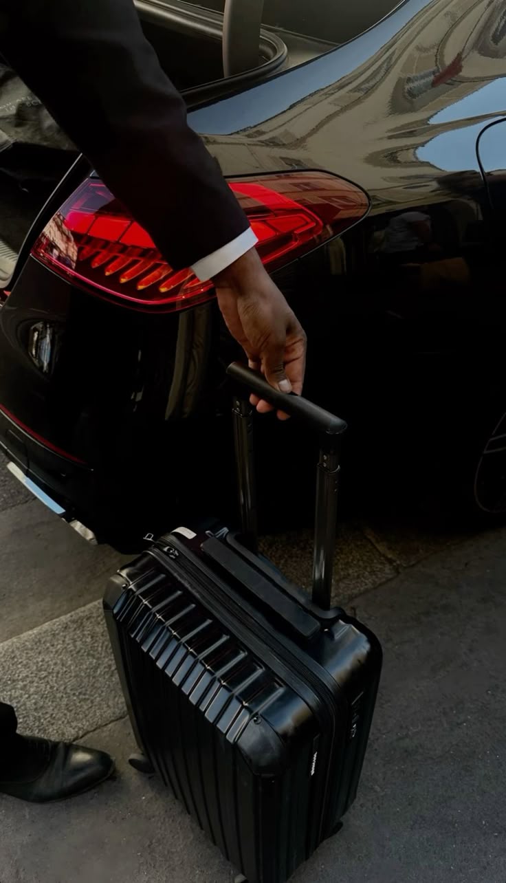 Private Driver For Long Journeys for groups and luggage space