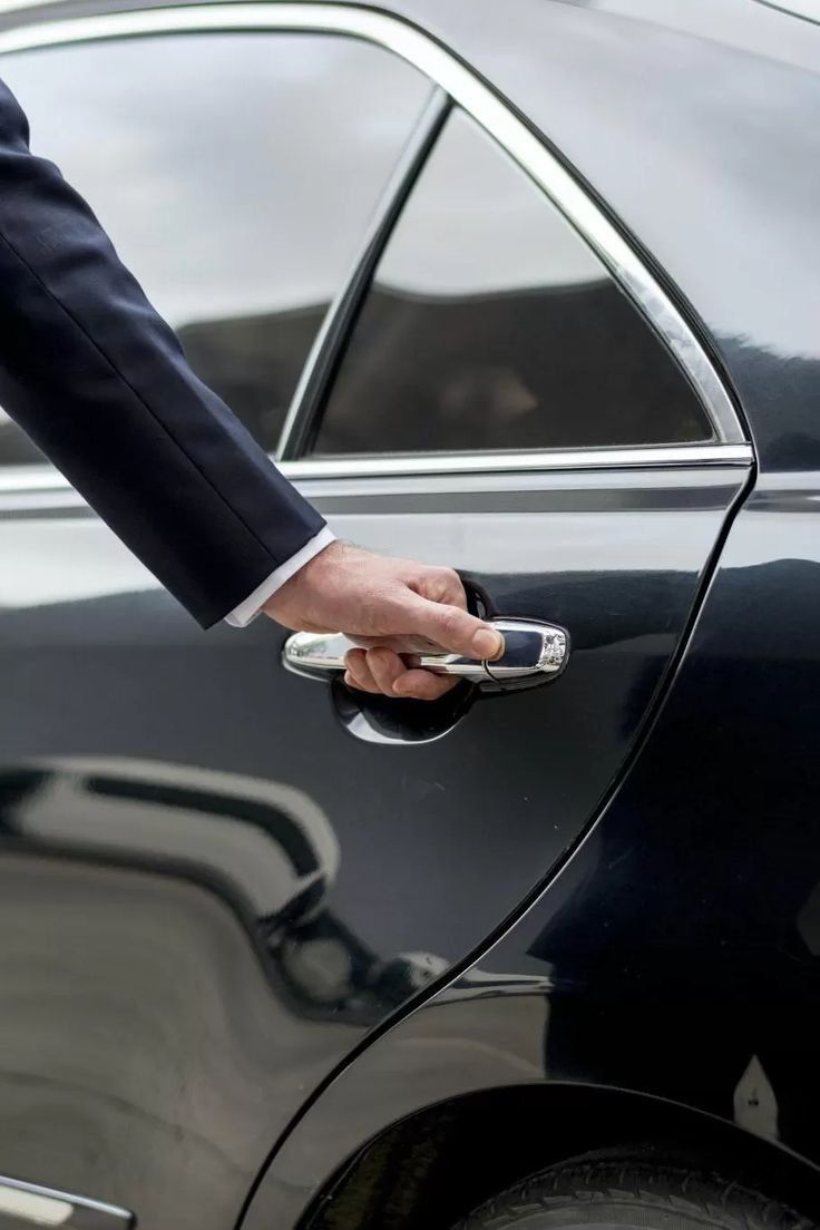 High-End VIP Chauffeur Hire