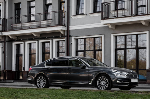 Executive chauffeur service private city tours London