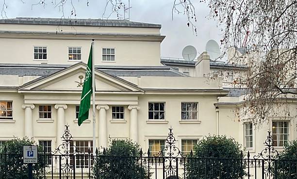 Private diplomatic chauffeur service London
