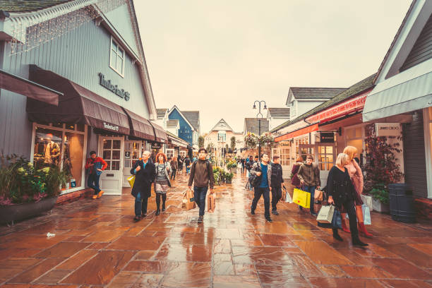 Executive chauffeur service for shopping transfers