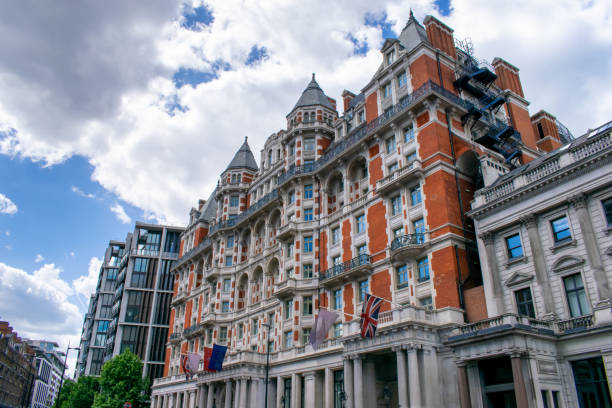 Luxury chauffeur service Mandarin Oriental Hotels London